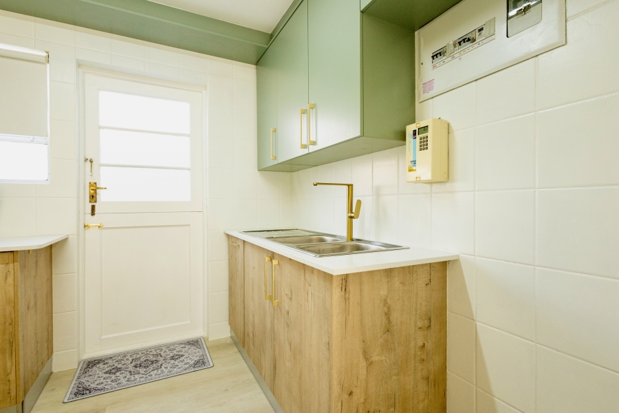 2 Bedroom Property for Sale in Sonstraal Heights Western Cape